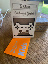 Load image into Gallery viewer, Gamer gift card holder
